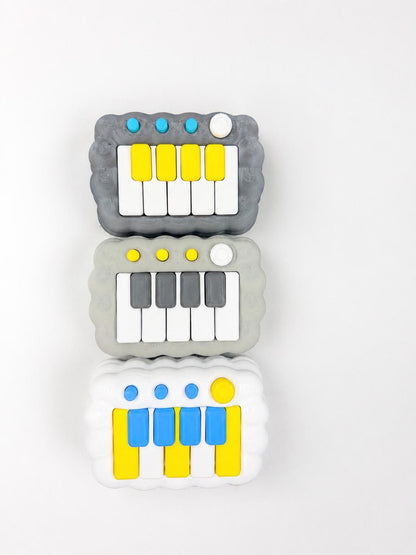 Cloud Piano Fidget Clicker – Mechanical Keyboard Toy with Buttons & Knob | Stress Relief Desk Gadget